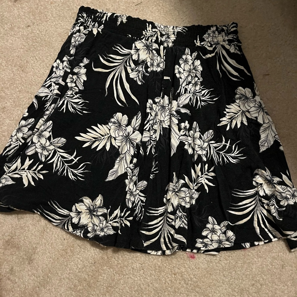 Nomad Black and White Skater Skirt Knee-Length Pleated